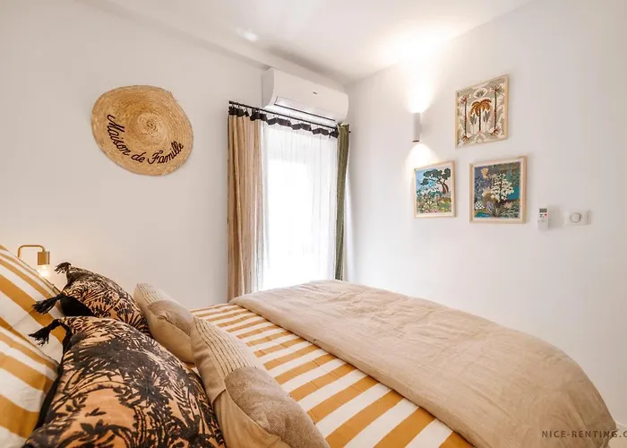 Nice Renting - Neuve - Luxury Triplex Old Town Massena Garibaldi - 4 Bedroom - Ac