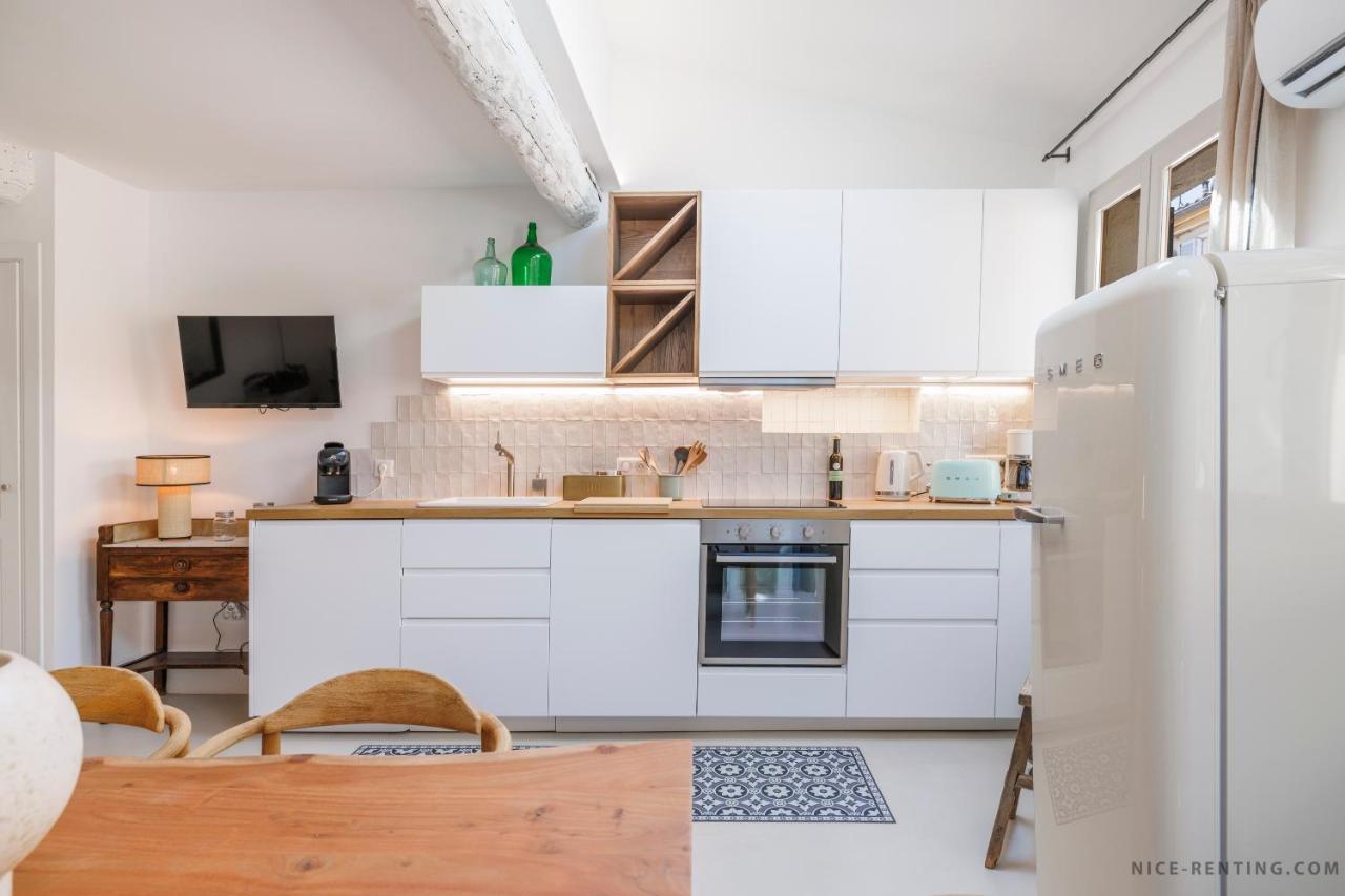 Renting - Neuve - Luxury Triplex Old Town Massena Garibaldi - 4 Bedroom - Ac Apartment