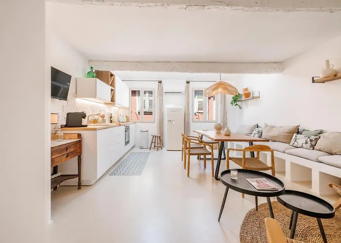 Nice Renting - Neuve - Luxury Triplex Old Town Massena Garibaldi - 4 Bedroom - Ac